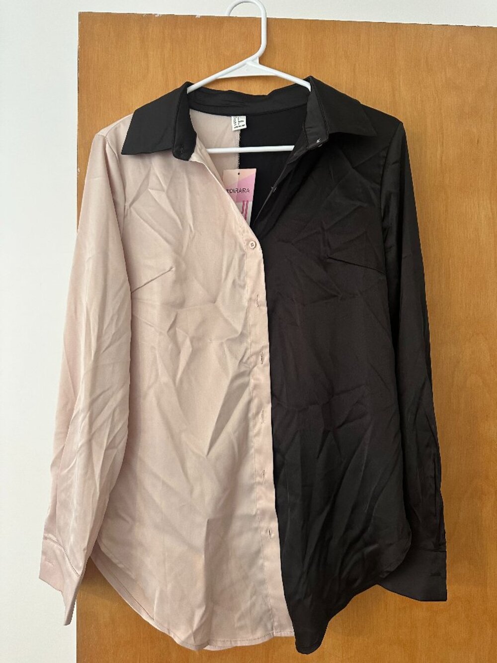 NWT Black & Cream Colorblock Button Down Shirt Size Small